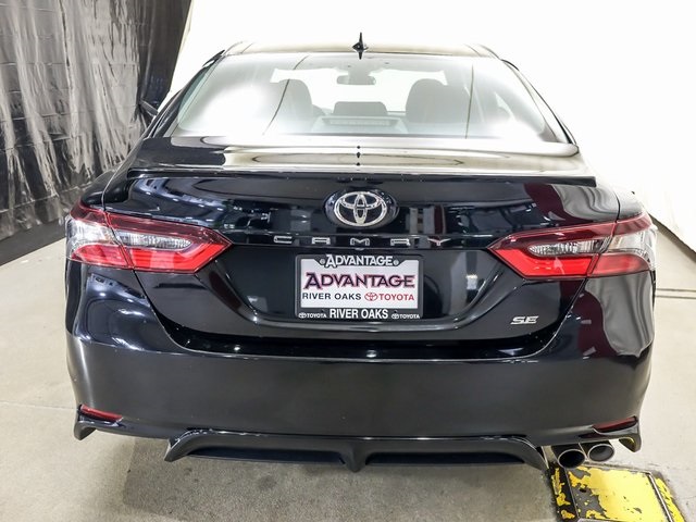 Vehicle image 6 of 29