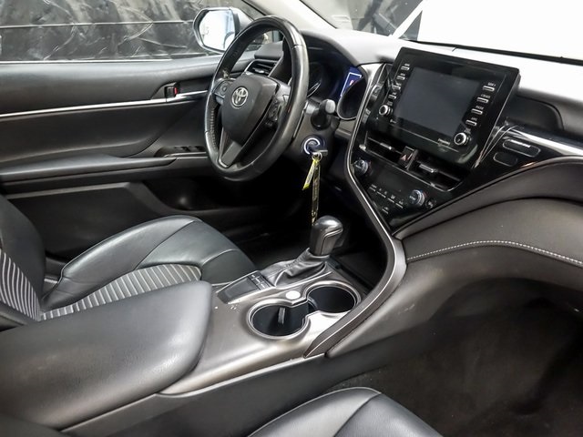 Vehicle image 28 of 29