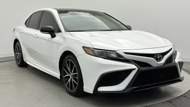 Vehicle image 5 of 34