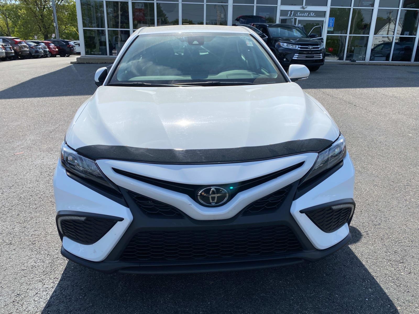 Vehicle image 4 of 20