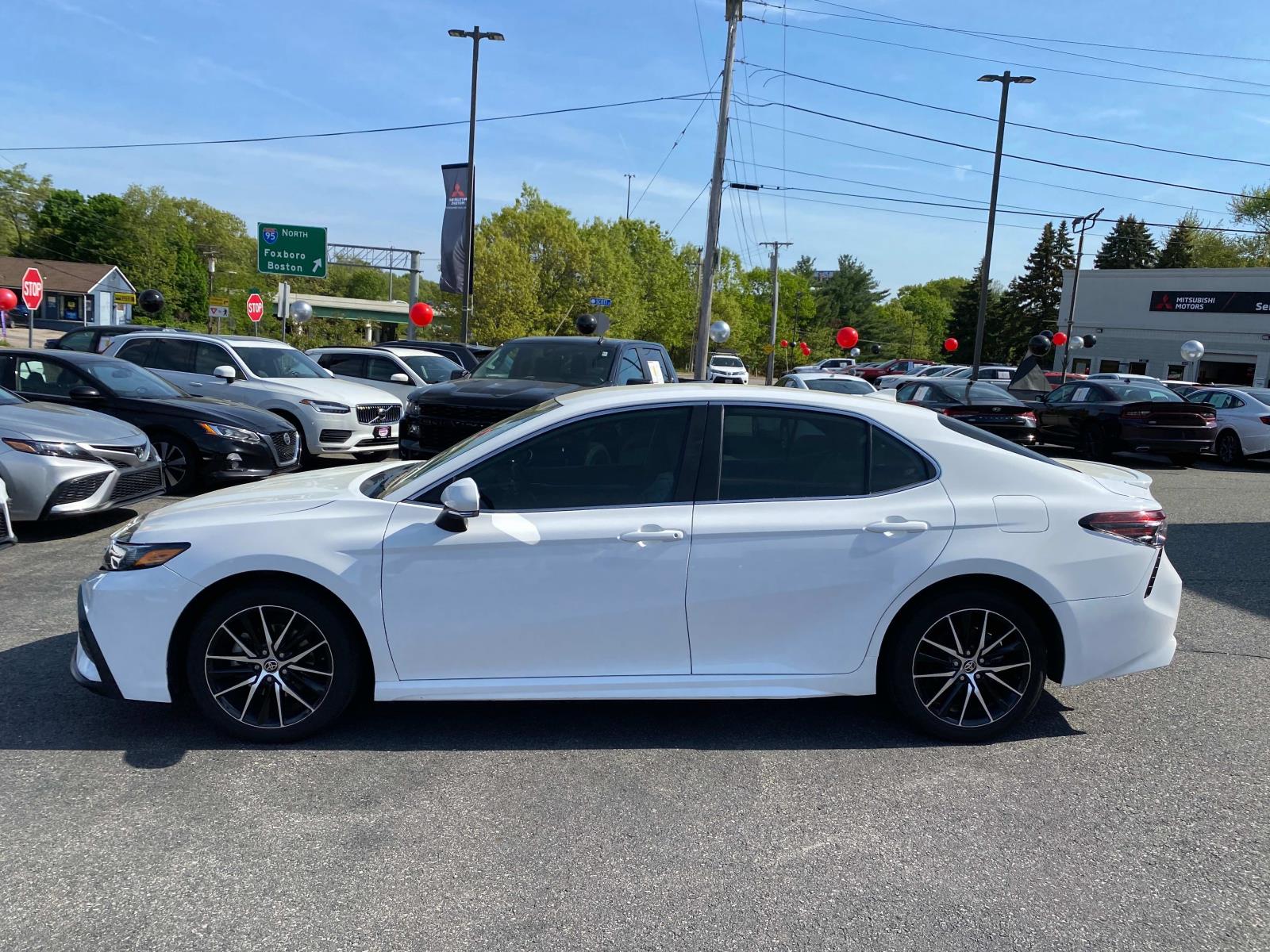 Vehicle image 2 of 20