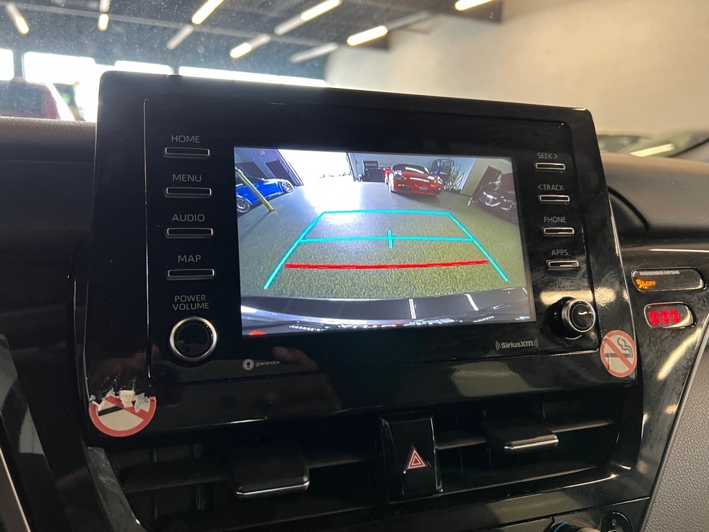 Vehicle image 13 of 23