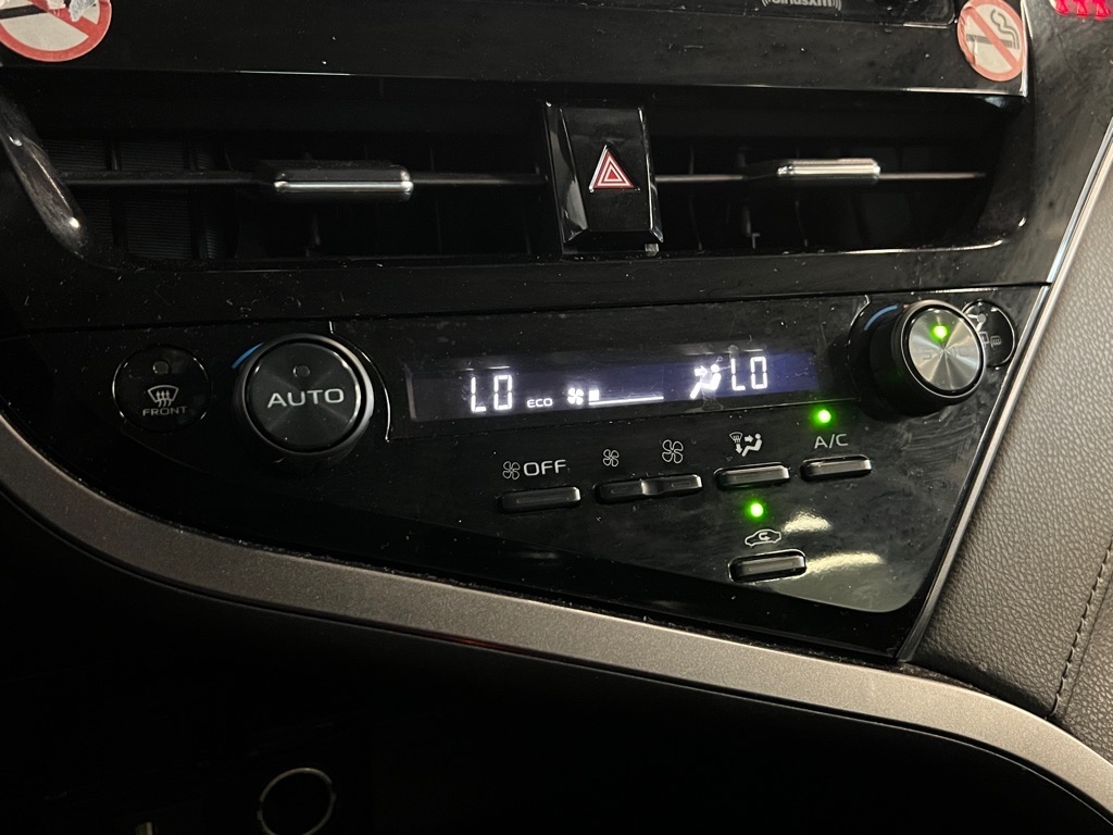 Vehicle image 14 of 23