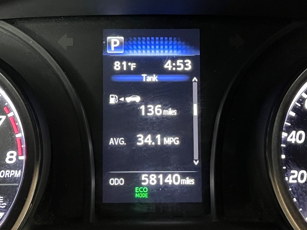 Vehicle image 11 of 23