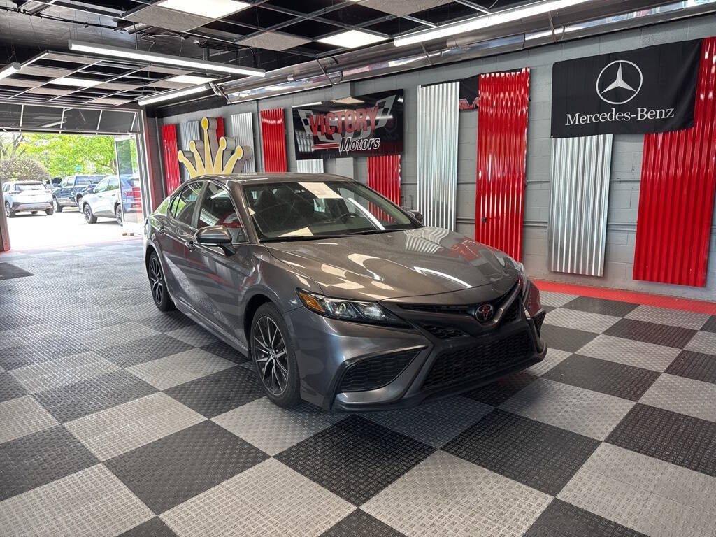 Vehicle image 6 of 27