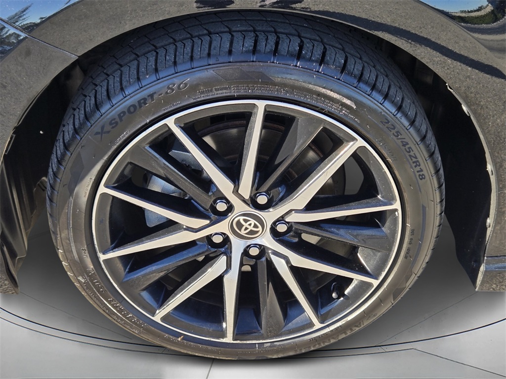 2023 Toyota Camry Image 8 of 27