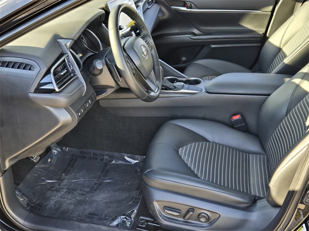 2023 Toyota Camry Image 14 of 27