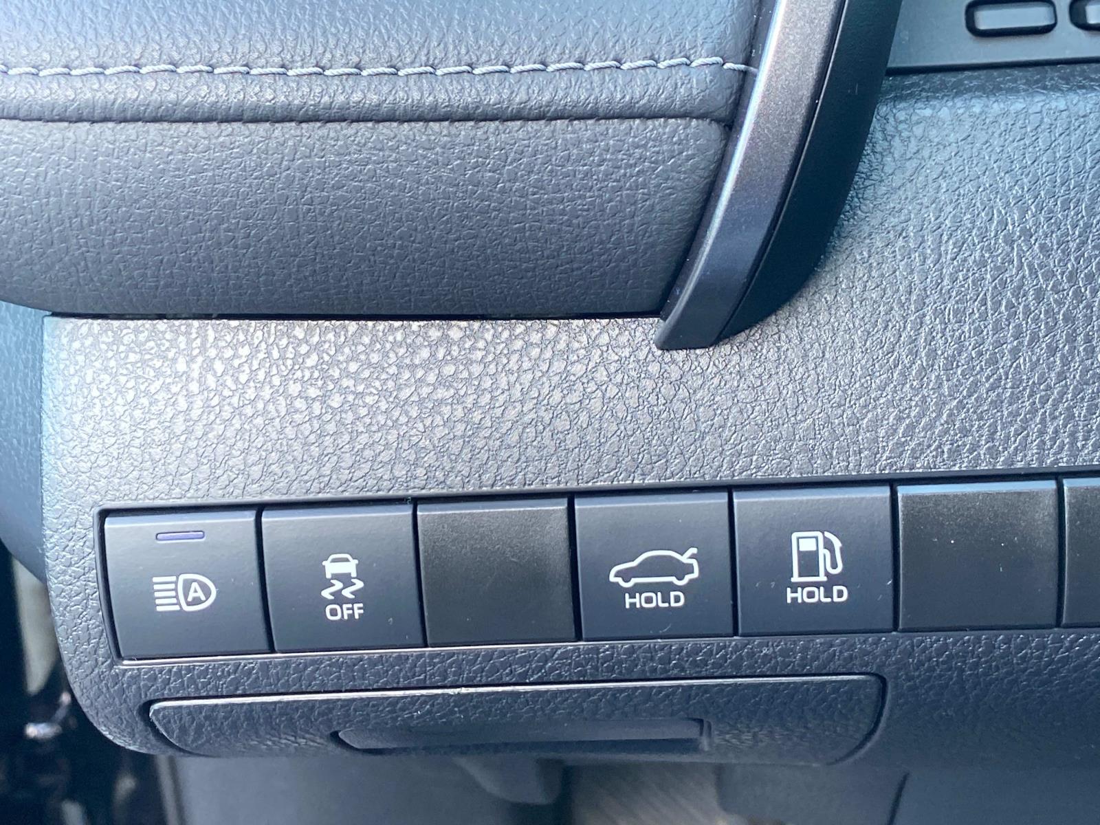 Vehicle image 20 of 29