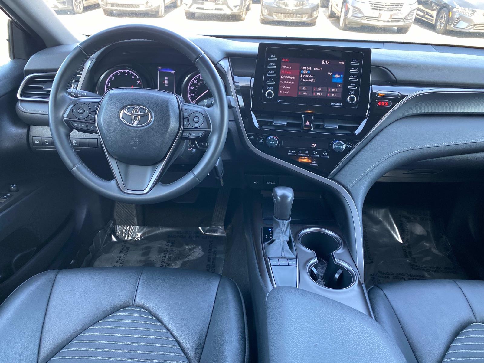 Vehicle image 10 of 29