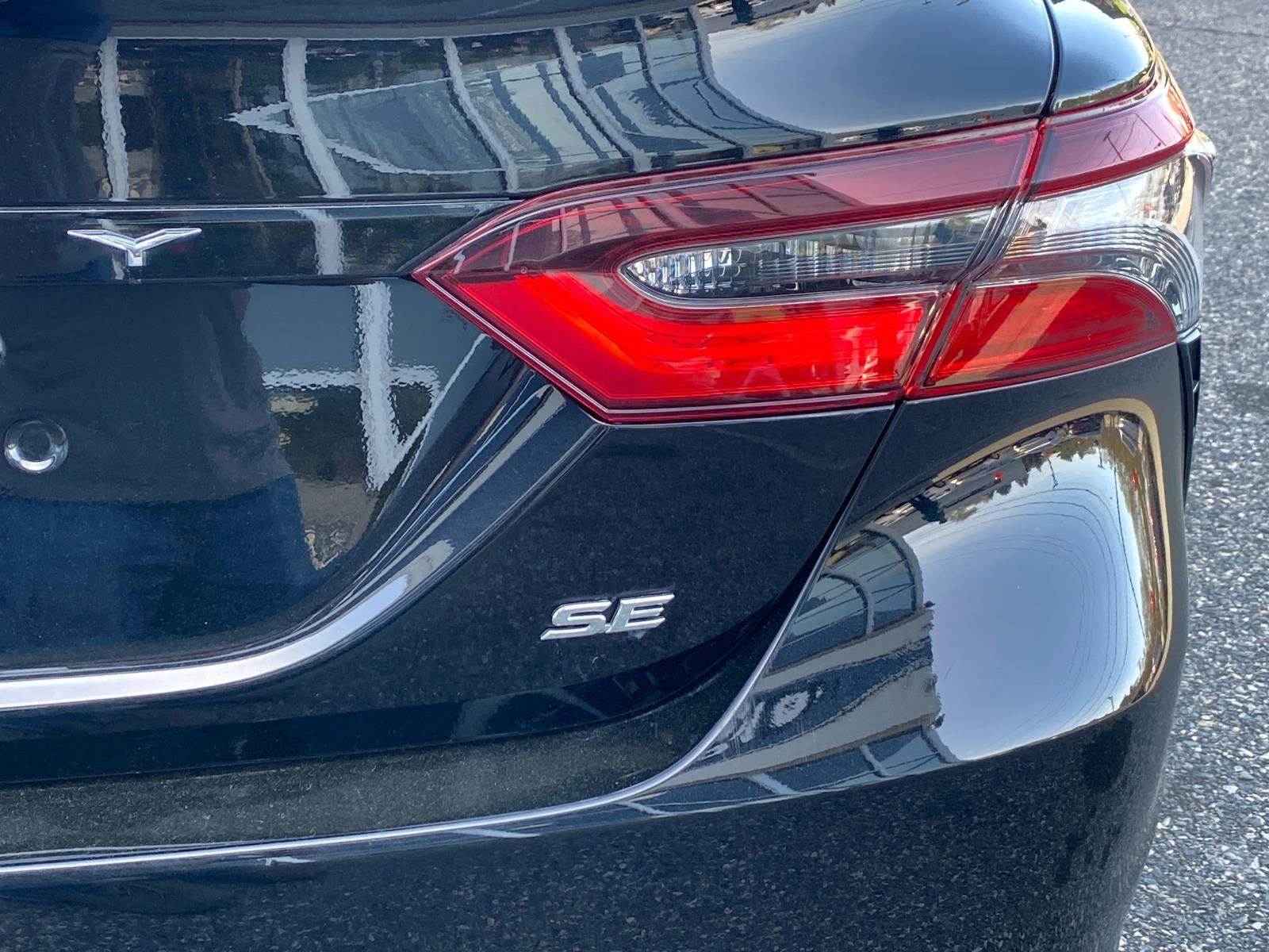 Vehicle image 9 of 29