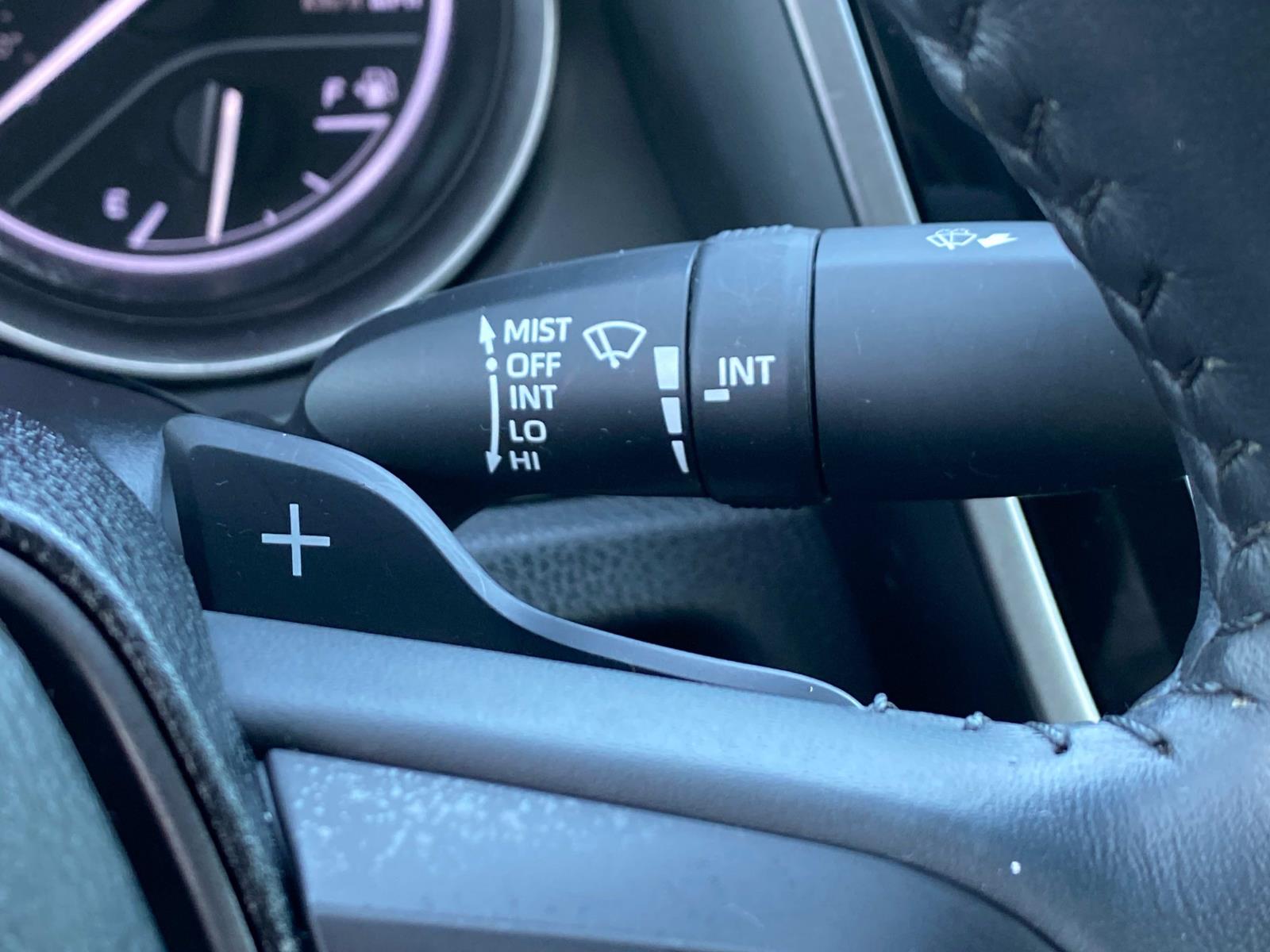 Vehicle image 19 of 29