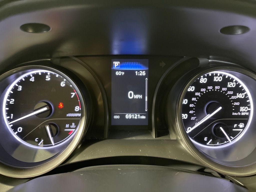 2023 Toyota Camry SE Image 16 of 30