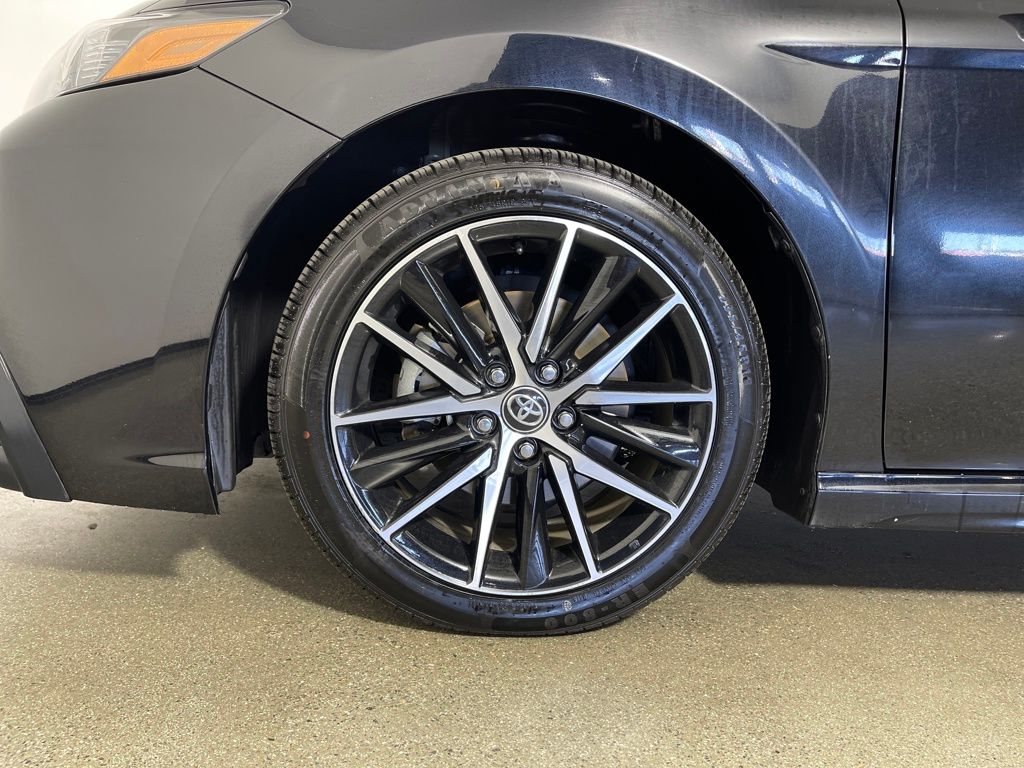 2023 Toyota Camry SE Image 10 of 30