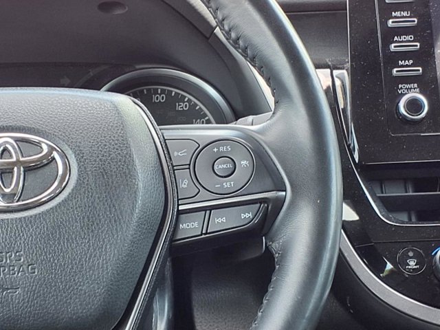 Vehicle image 17 of 23