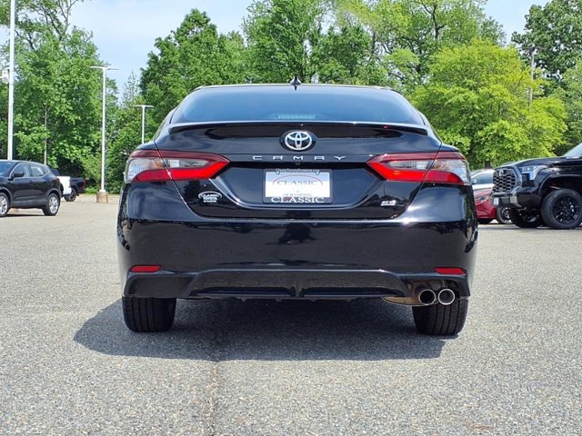 Vehicle image 5 of 23