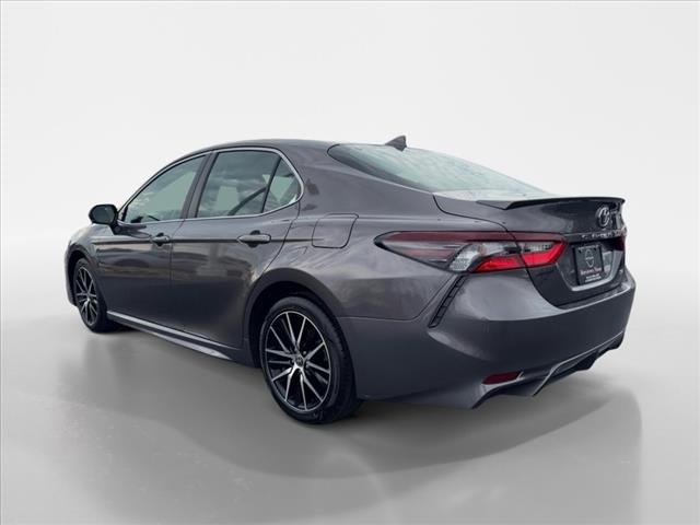 Vehicle image 6 of 23