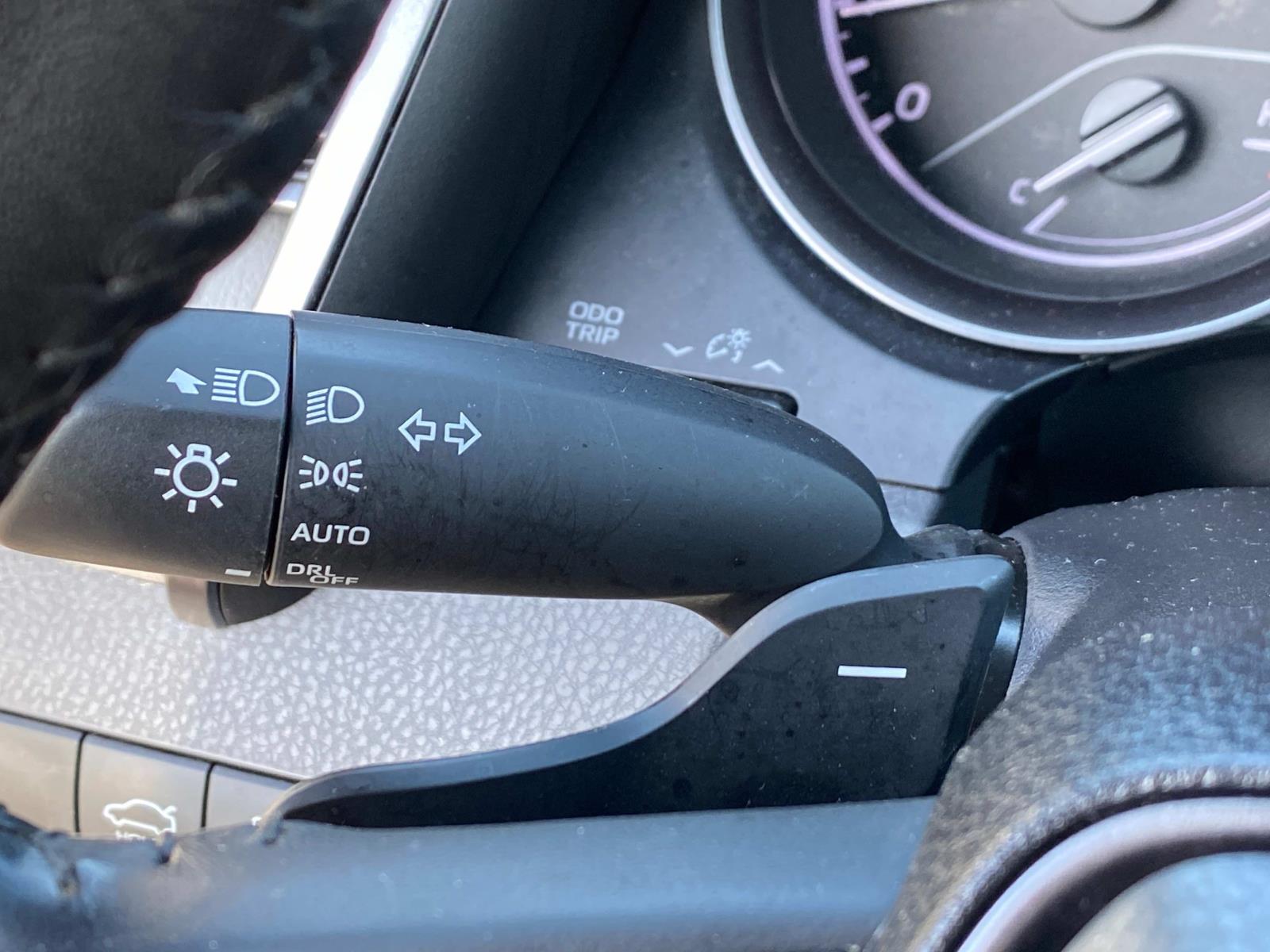 Vehicle image 14 of 26