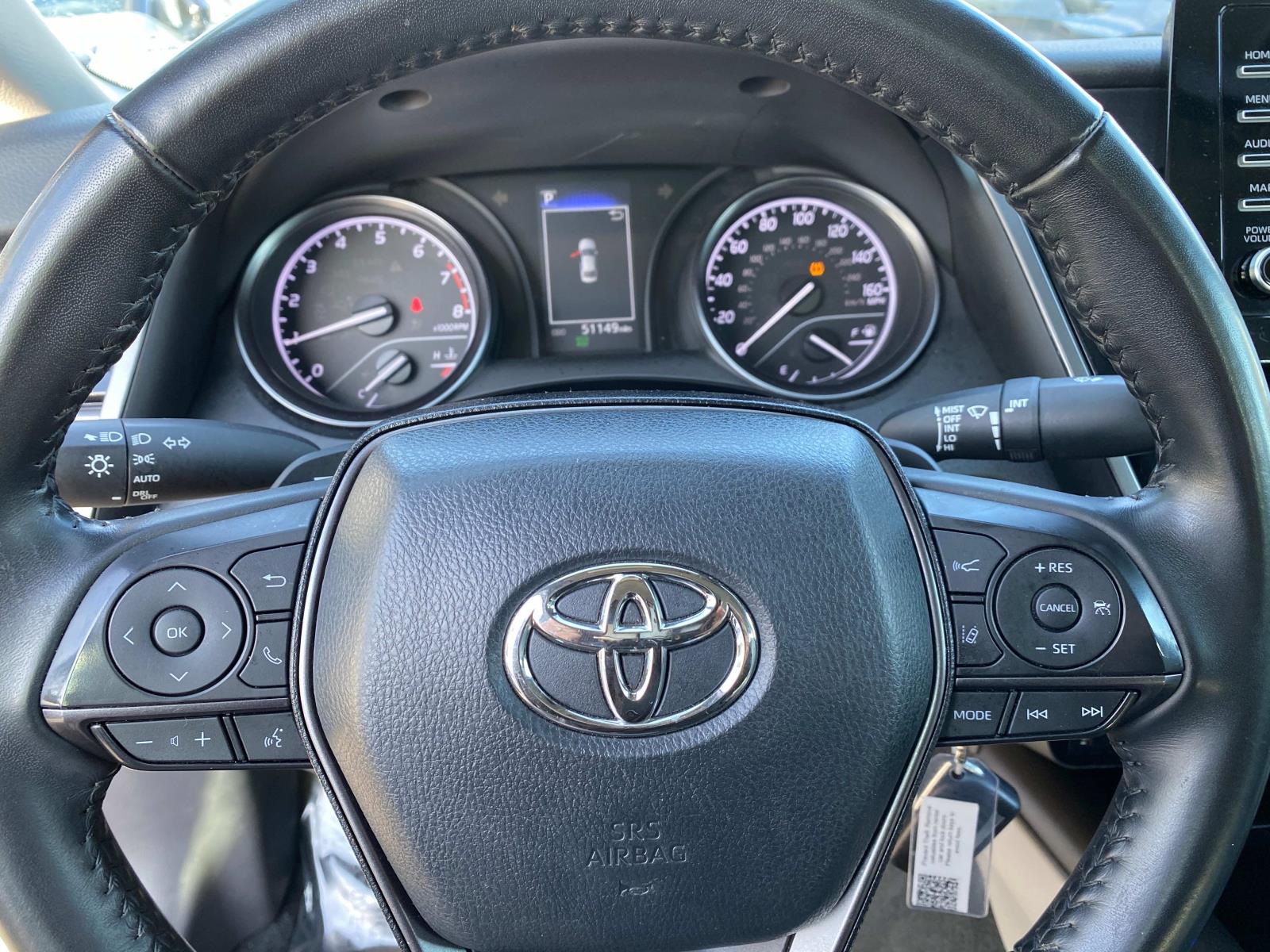 Vehicle image 11 of 26