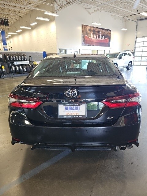 Vehicle image 8 of 48