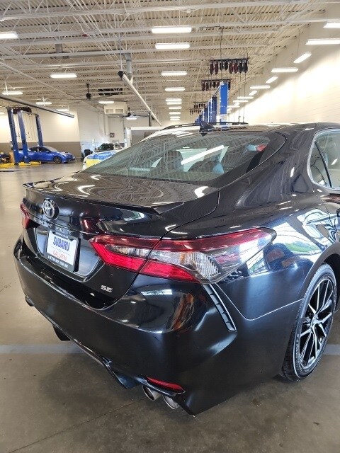 Vehicle image 7 of 48