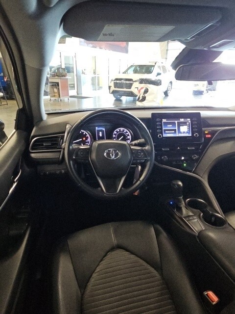 Vehicle image 28 of 48