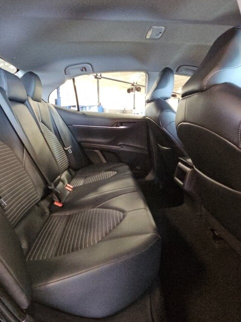 Vehicle image 39 of 48