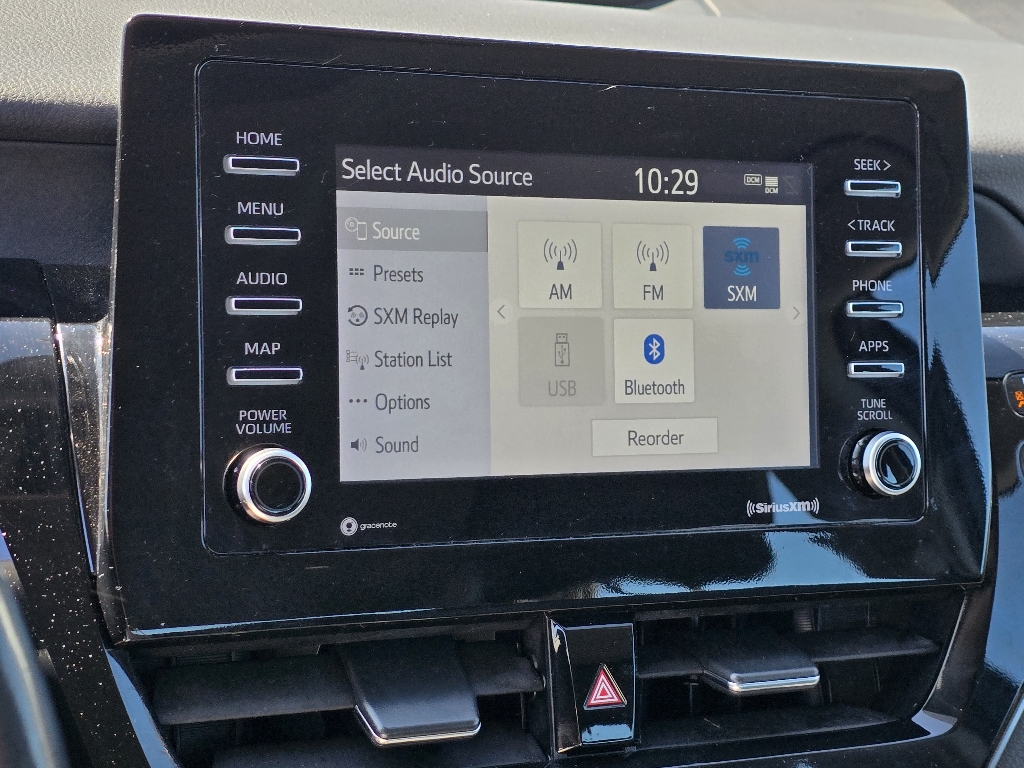 Vehicle image 25 of 27