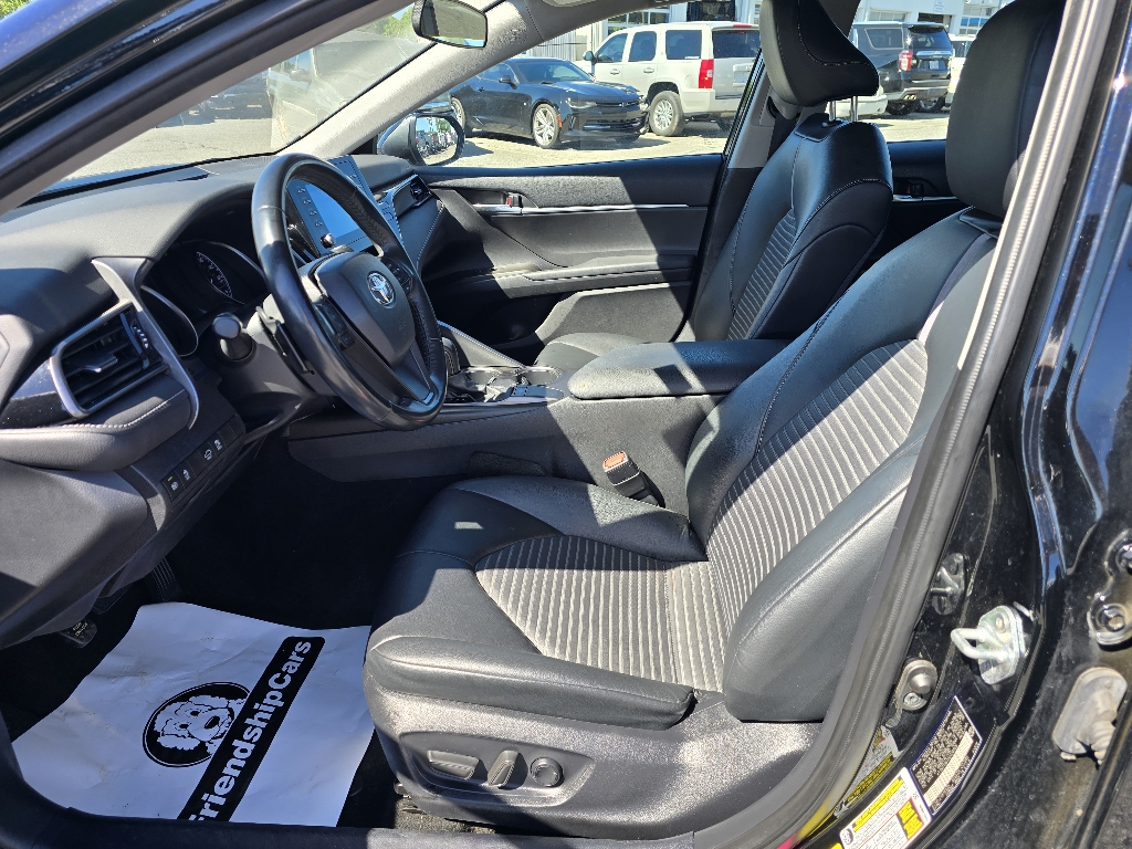 Vehicle image 15 of 27