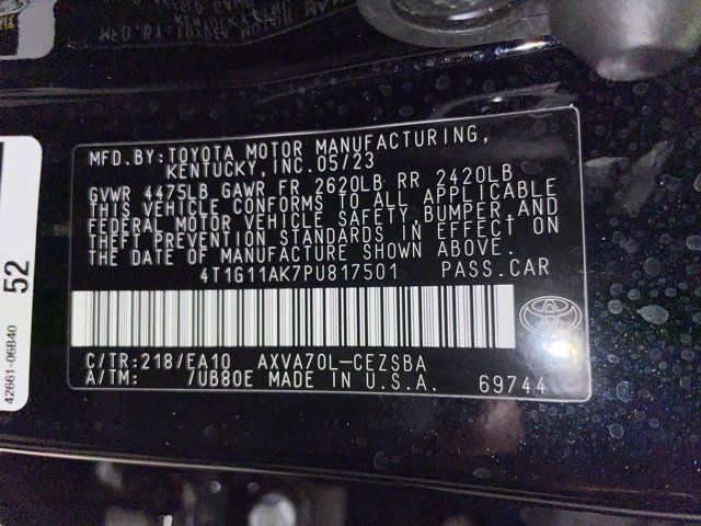 Vehicle image 52 of 70