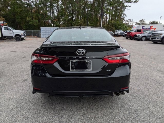 Vehicle image 13 of 70
