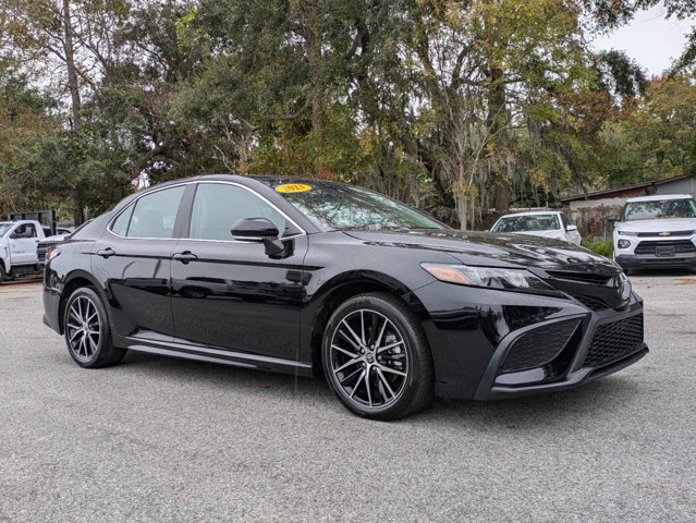 Vehicle image 9 of 70
