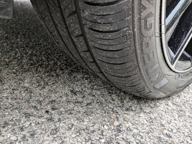 Vehicle image 29 of 70