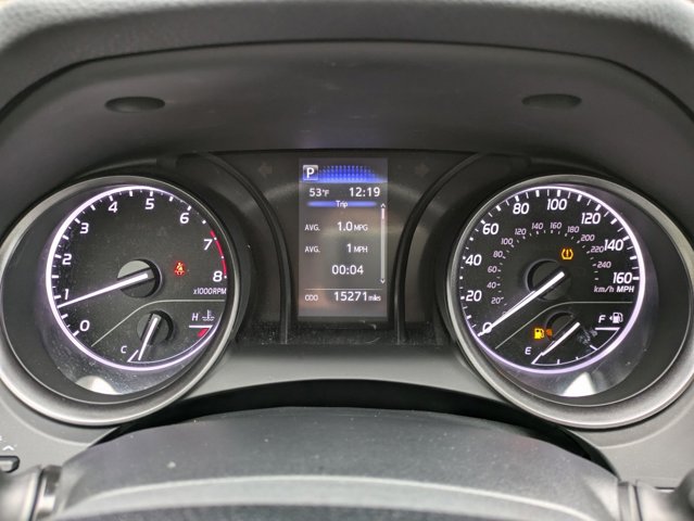 Vehicle image 58 of 70