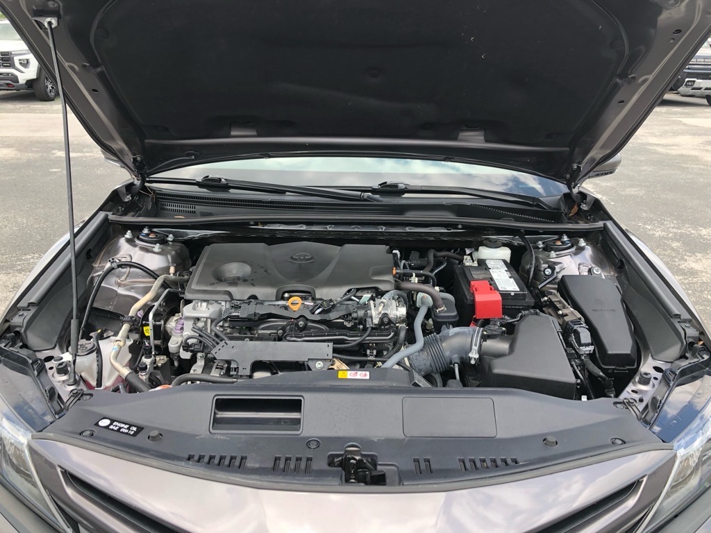 Vehicle image 19 of 31