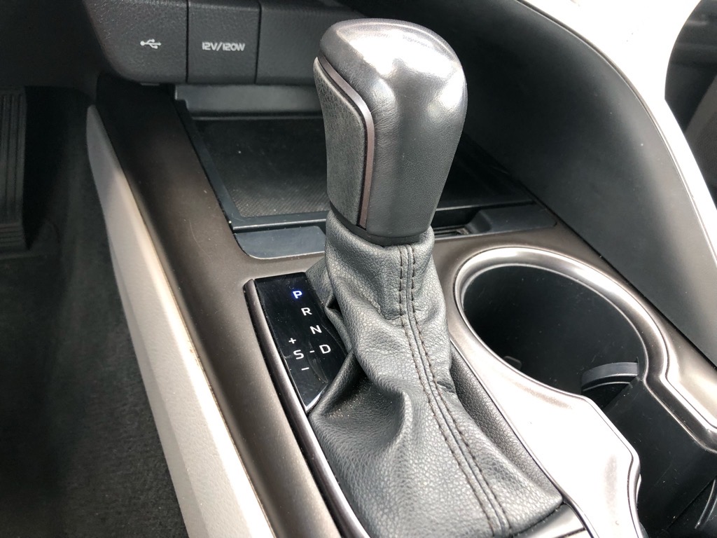Vehicle image 11 of 31