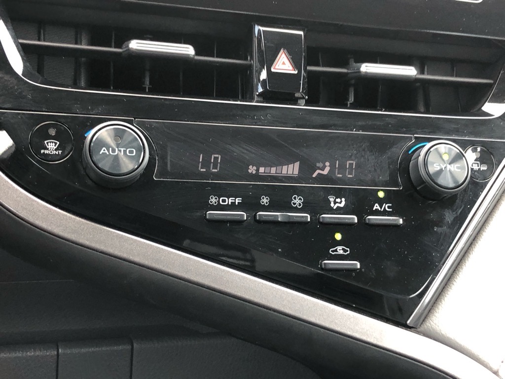 Vehicle image 24 of 31