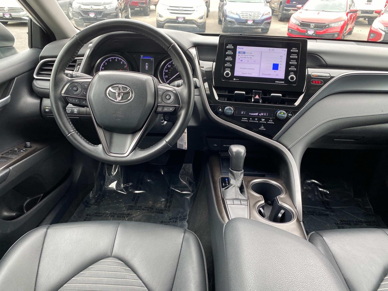 Vehicle image 10 of 26