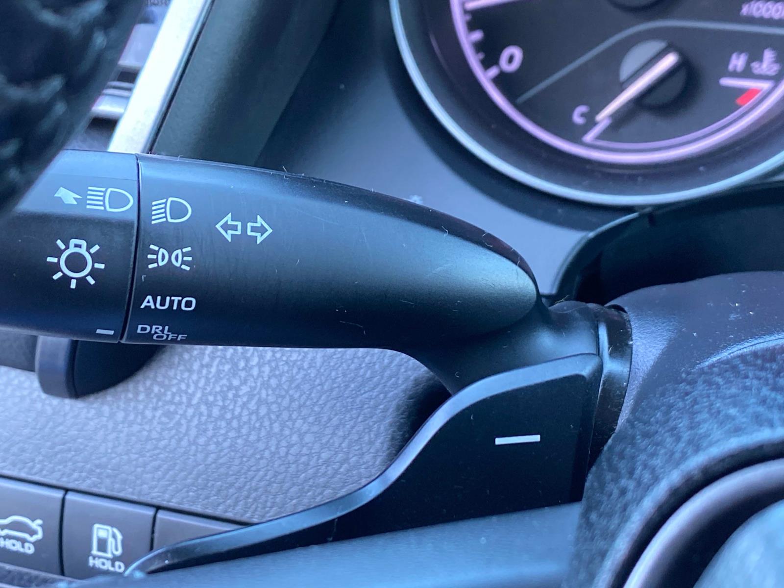 Vehicle image 17 of 24