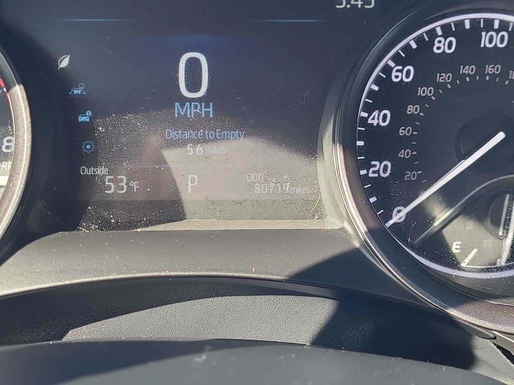 Vehicle image 16 of 27