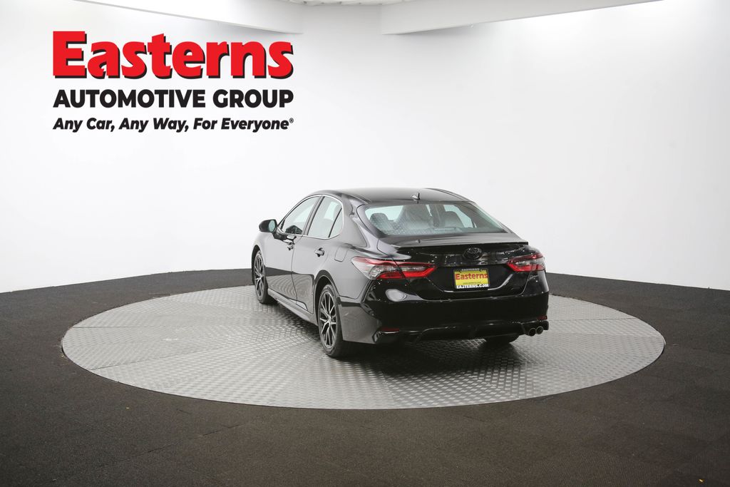 2023 Toyota Camry SE Image 25 of 55