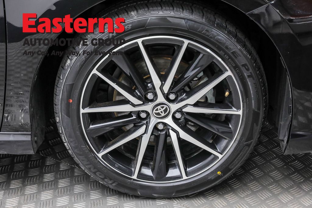 2023 Toyota Camry SE Image 33 of 55