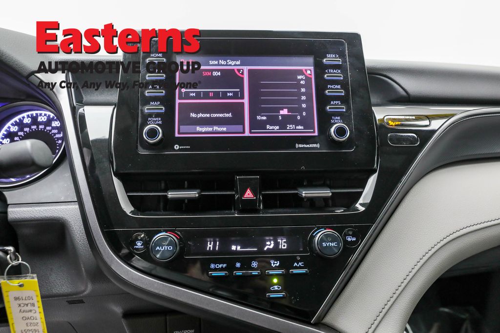2023 Toyota Camry SE Image 43 of 55