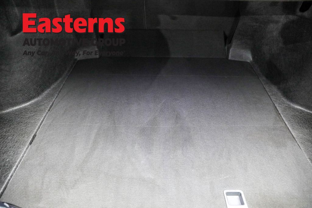 2023 Toyota Camry SE Image 36 of 55