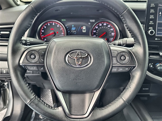 Vehicle image 23 of 30