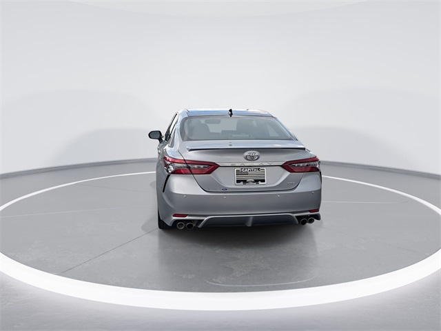Vehicle image 7 of 30