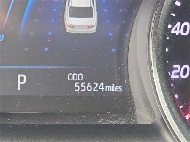 Vehicle image 25 of 30