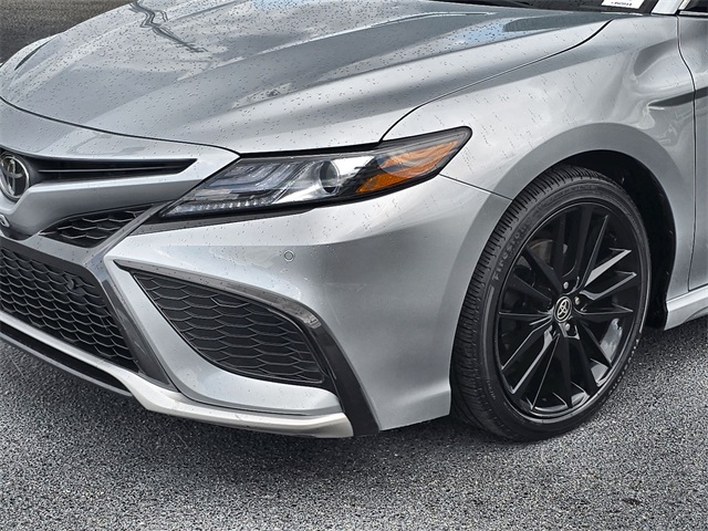 Vehicle image 10 of 30
