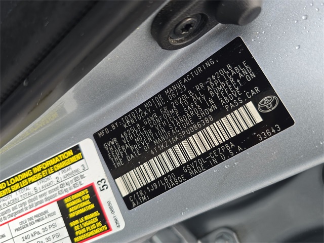 Vehicle image 18 of 30