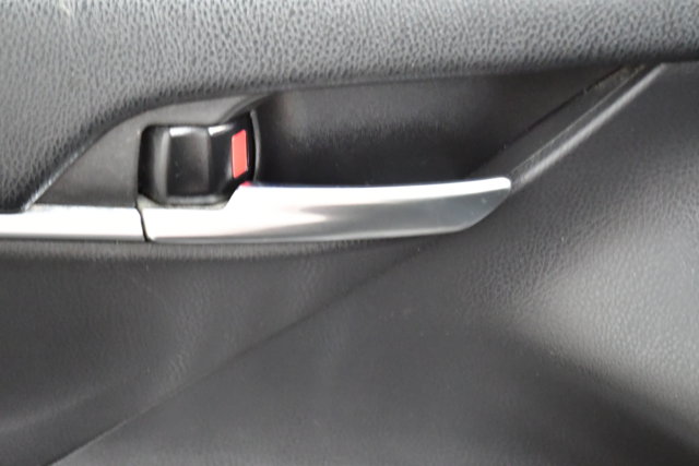 2023 Toyota Camry Hybrid SE Nightshade Image 25 of 35