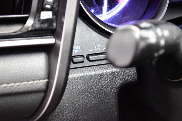 2023 Toyota Camry Hybrid SE Nightshade Image 30 of 35